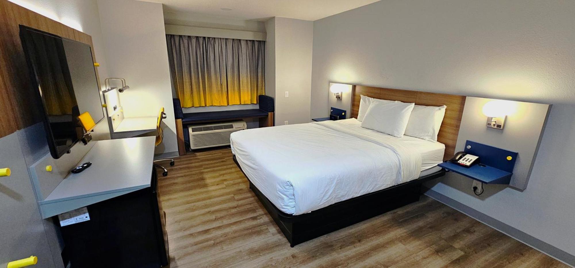 Microtel Inn & Suites By Wyndham Tulsa - Catoosa Route 66 Buitenkant foto