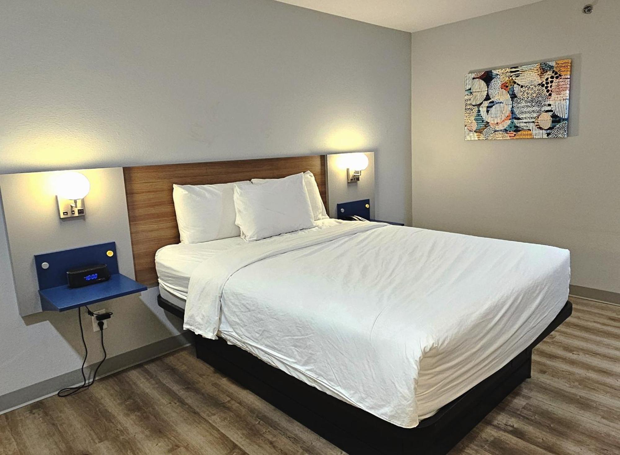 Microtel Inn & Suites By Wyndham Tulsa - Catoosa Route 66 Buitenkant foto