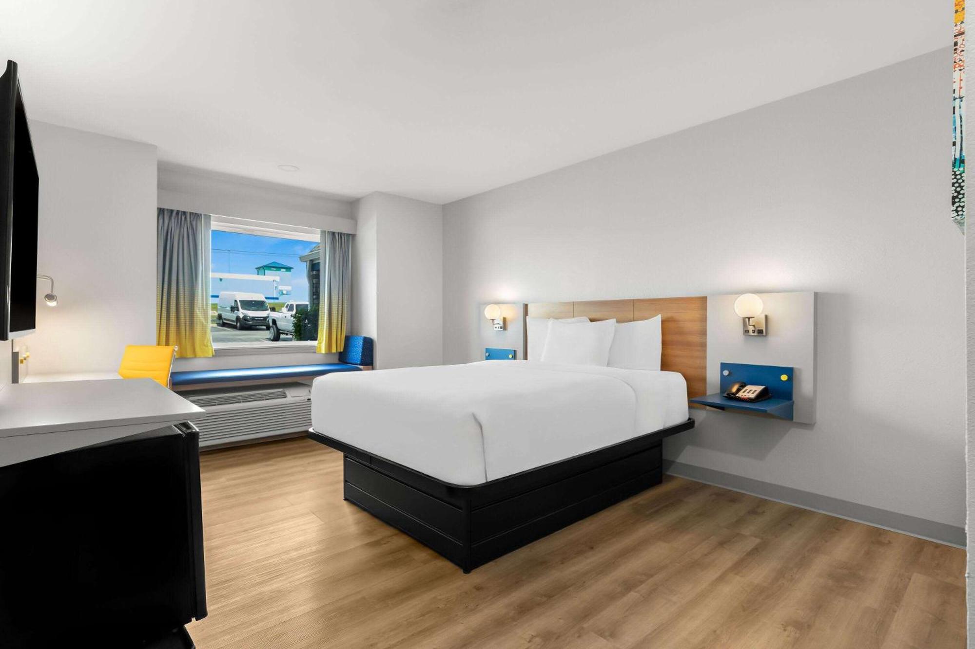 Microtel Inn & Suites By Wyndham Tulsa - Catoosa Route 66 Buitenkant foto